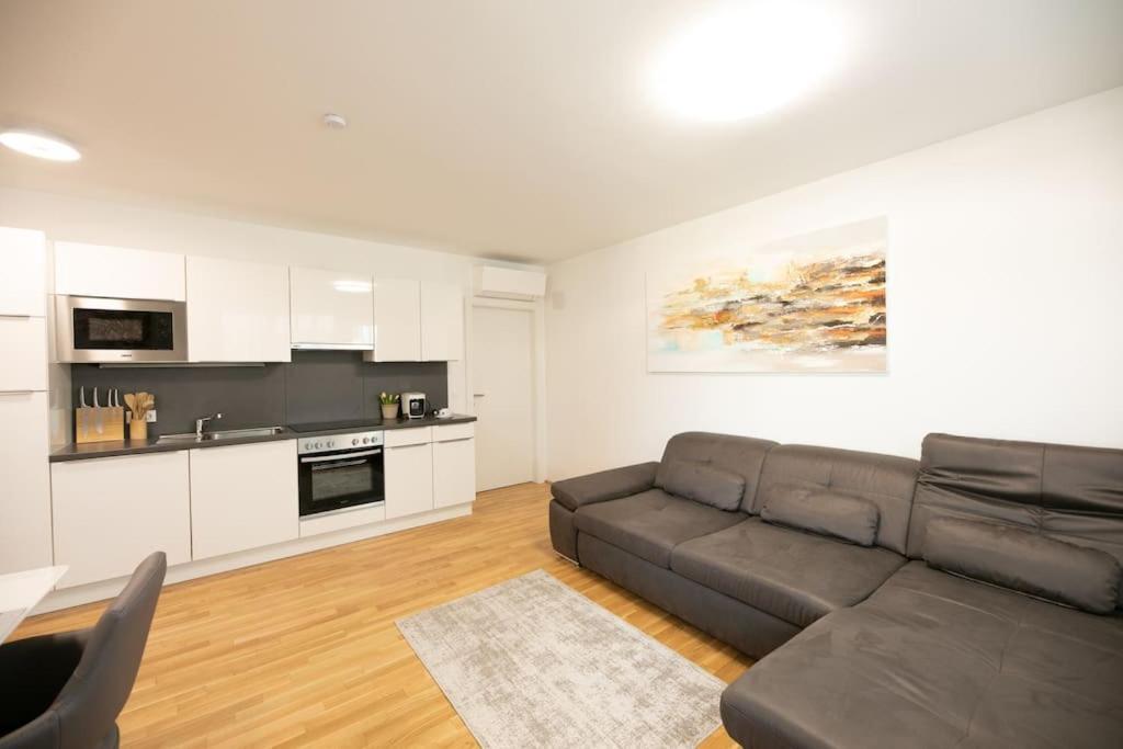 Schoenes Living Am Donauufer Vienna Exterior photo
